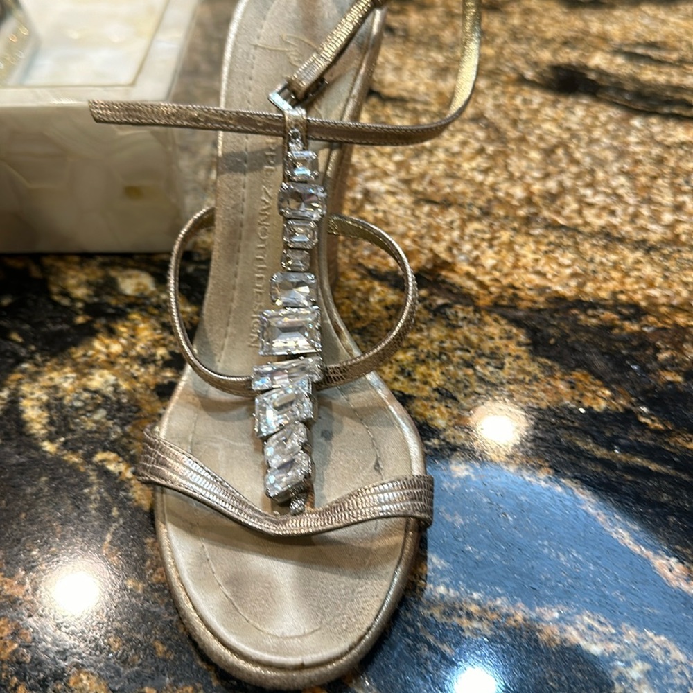 Guissepe zanotti crystal wedges. Size 35